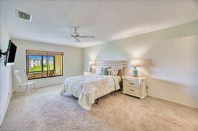 1784 Augusta DR 202, Fort Myers, FL 33907