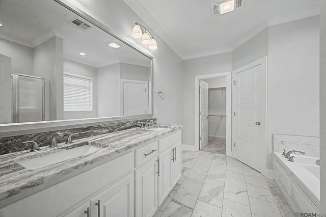 11687 Hideaway St, Denham Springs, LA 70726