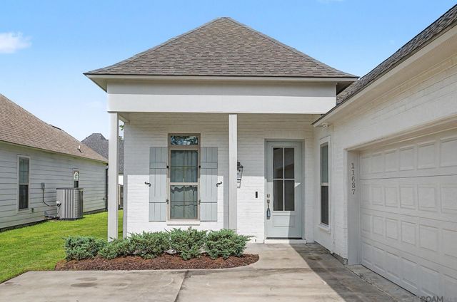 11687 Hideaway St, Denham Springs, LA 70726