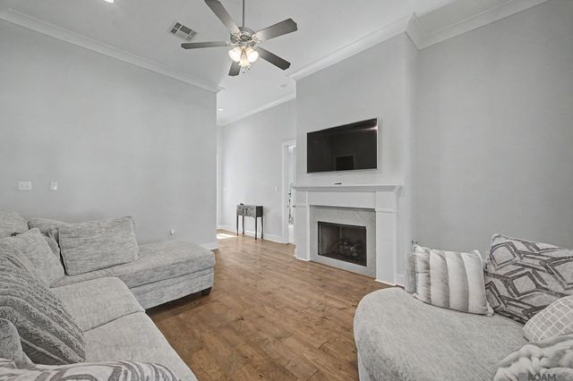 11687 Hideaway St, Denham Springs, LA 70726