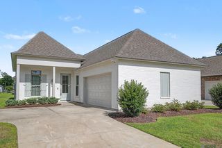 11687 Hideaway St, Denham Springs, LA 70726