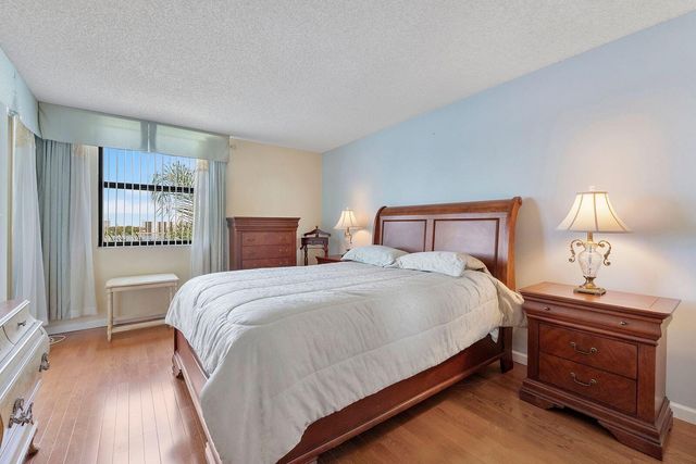 116 Lake Emerald Drive 403, Oakland Park, FL 33309