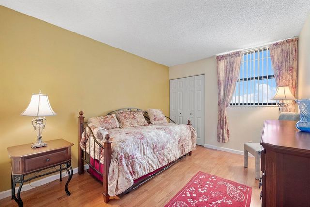 116 Lake Emerald Drive 403, Oakland Park, FL 33309