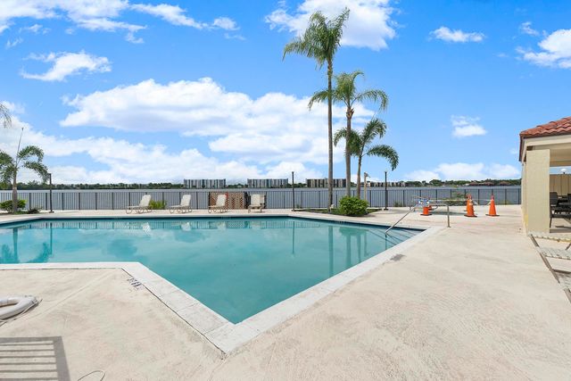 116 Lake Emerald Drive 403, Oakland Park, FL 33309