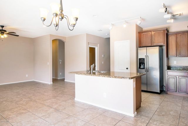 401 S 166th Drive, Goodyear, AZ 85338