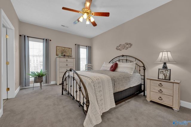 2901 Phelan Cir SE, Hanceville, AL 35077
