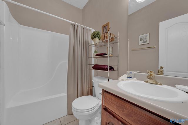 2901 Phelan Cir SE, Hanceville, AL 35077