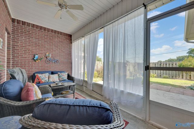 2901 Phelan Cir SE, Hanceville, AL 35077