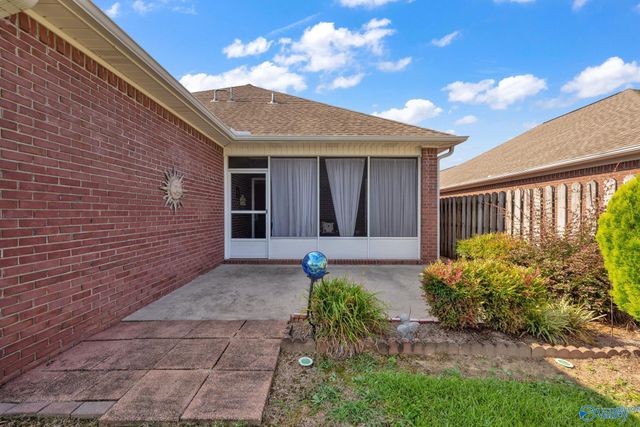 2901 Phelan Cir SE, Hanceville, AL 35077