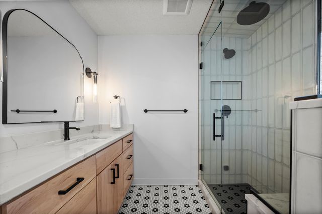 12314 Sunnybrook Road, Eden Prairie, MN 55347