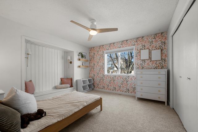 12314 Sunnybrook Road, Eden Prairie, MN 55347