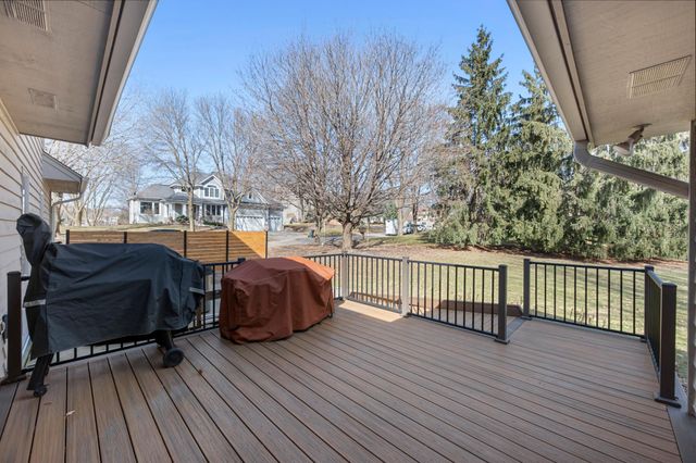 12314 Sunnybrook Road, Eden Prairie, MN 55347