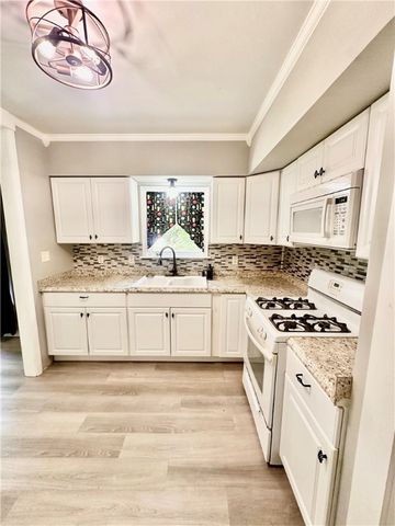553 Circle Drive, Western Grove, AR 72685