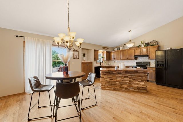 1308 W Loring, Haysville, KS 67060