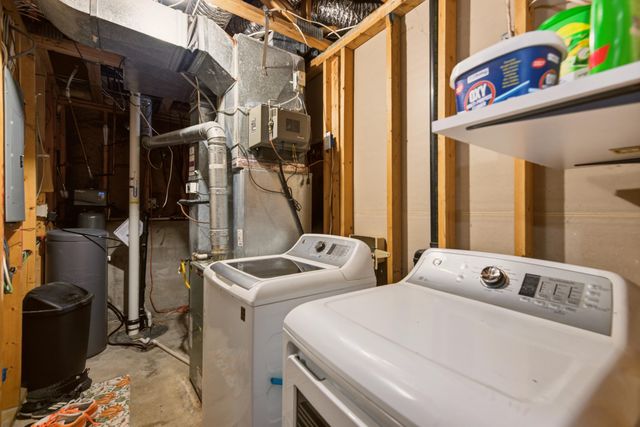 1308 W Loring, Haysville, KS 67060