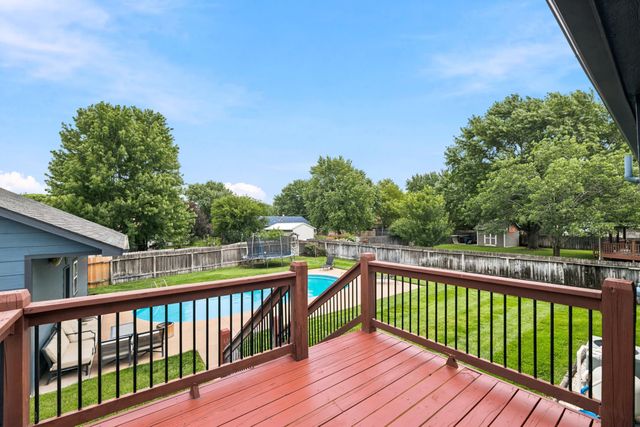1308 W Loring, Haysville, KS 67060