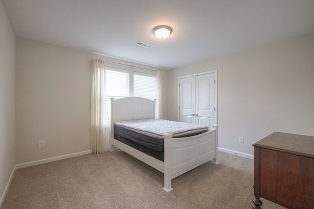 5124 Pace Park Cir, Columbia, TN 38401