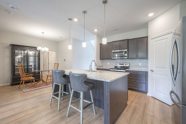 5124 Pace Park Cir, Columbia, TN 38401