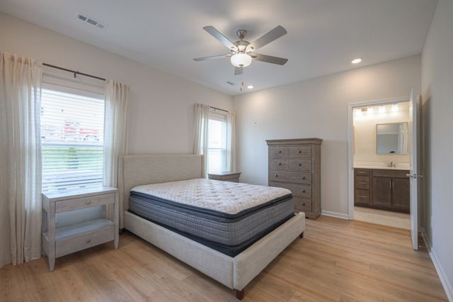 5124 Pace Park Cir, Columbia, TN 38401