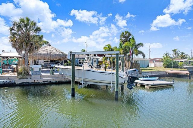 13400 NEPTUNE DRIVE, Hudson, FL 34667