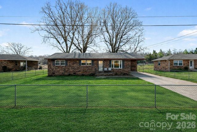 4030 ANGUS Drive, Gaston, NC 28056