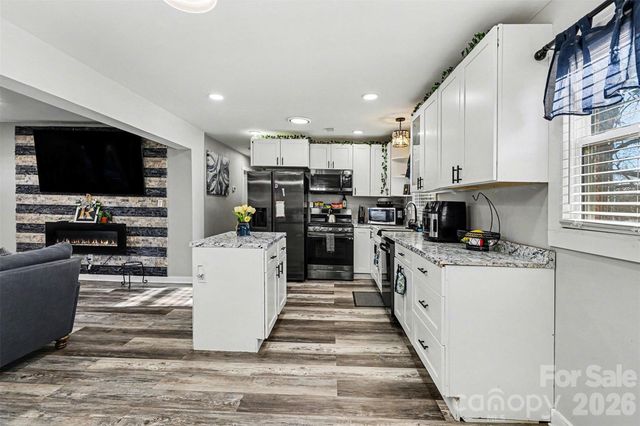 4030 ANGUS Drive, Gaston, NC 28056