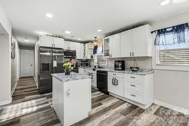 4030 ANGUS Drive, Gaston, NC 28056