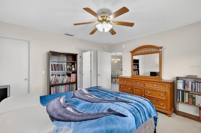 974 LIVINGSTON LOOP, The Villages, FL 32162