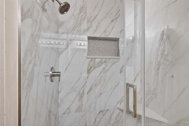 974 LIVINGSTON LOOP, The Villages, FL 32162