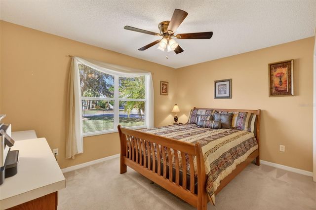 974 LIVINGSTON LOOP, The Villages, FL 32162