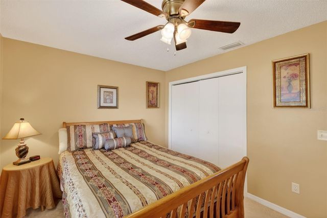 974 LIVINGSTON LOOP, The Villages, FL 32162