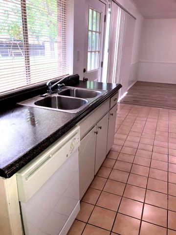 1433 Shorecrest Drive, Garland, TX 75040