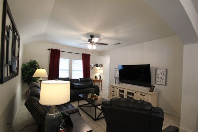 2247 Bryant Lane, Fate, TX 75189