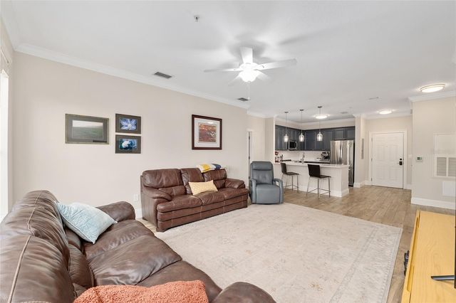 1185 SW 9TH ROAD 405, Gainesville, FL 32601