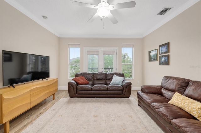 1185 SW 9TH ROAD 405, Gainesville, FL 32601