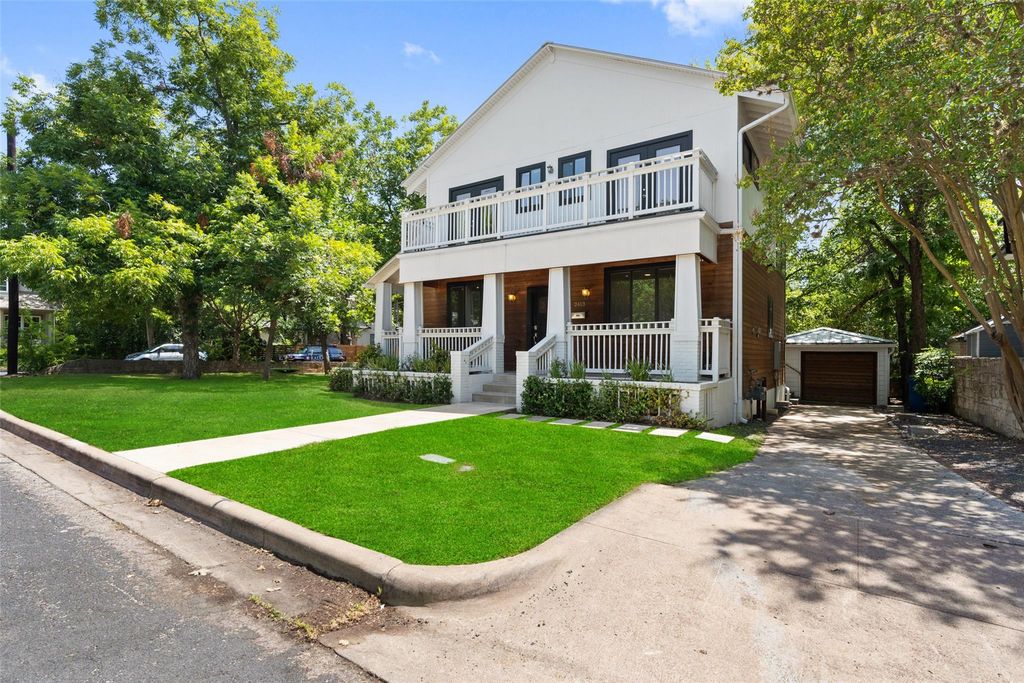 2413 Sharon LN, Austin, TX 78703