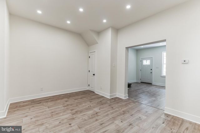 18 SHARPNACK ST, Philadelphia, PA 19119