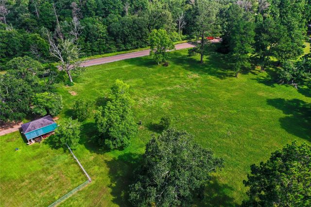 1333 S Fm 1988, Livingston, TX 77351