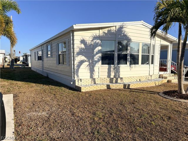 3150 Bunny Run DR, North Fort Myers, FL 33917