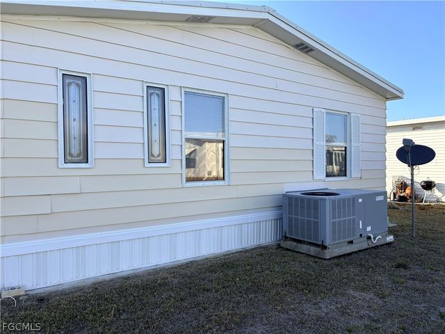 3150 Bunny Run DR, North Fort Myers, FL 33917