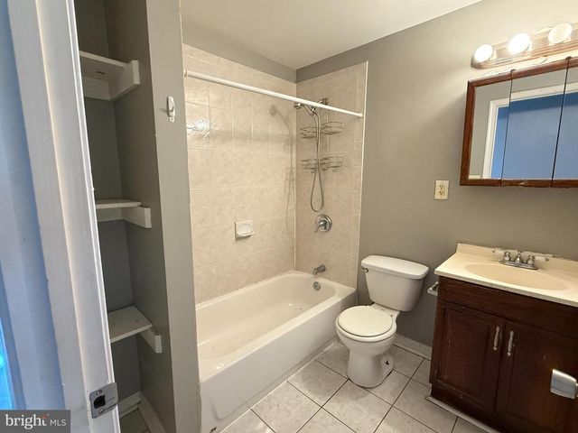 1210 SARGEANT ST, Baltimore, MD 21223