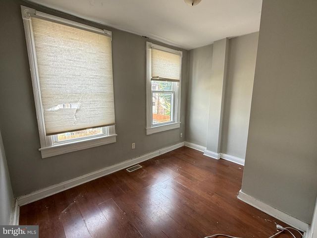 1210 SARGEANT ST, Baltimore, MD 21223