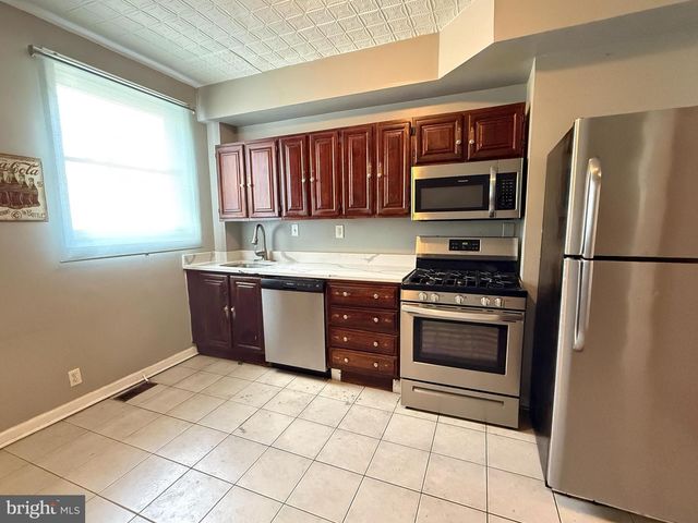 1210 SARGEANT ST, Baltimore, MD 21223