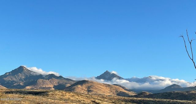 51 Doc Hudson Court, Rio Rico, AZ 85648