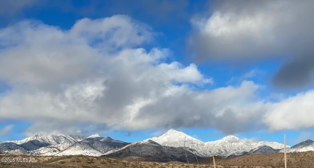 51 Doc Hudson Court, Rio Rico, AZ 85648