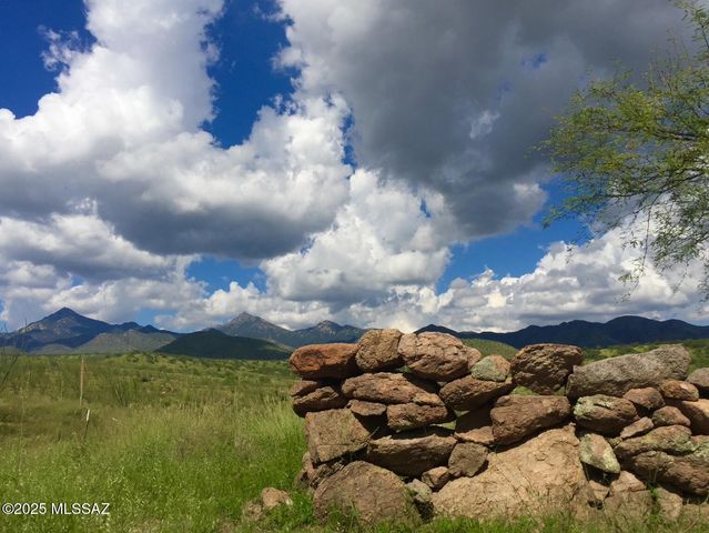 51 Doc Hudson Court, Rio Rico, AZ 85648