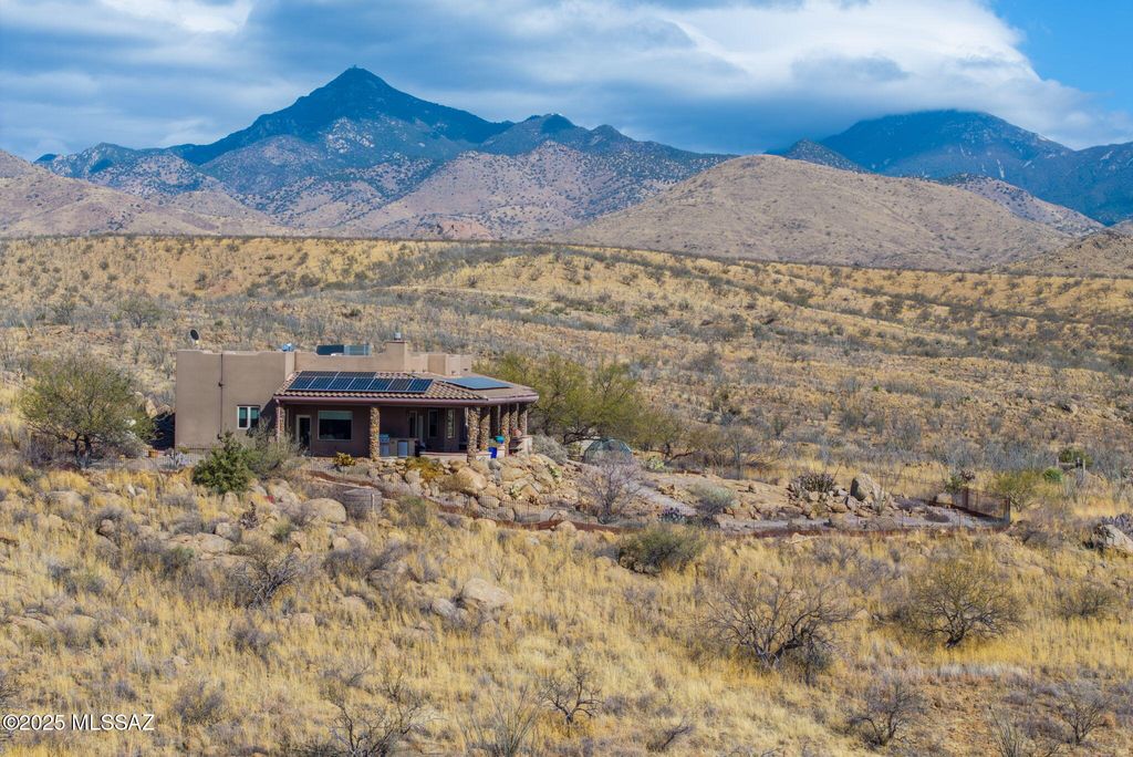 51 Doc Hudson Court, Rio Rico, AZ 85648