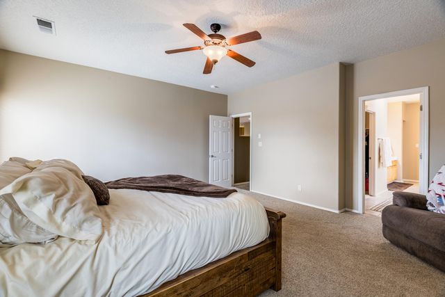 1714 17th Avenue SE, Rio Rancho, NM 87124