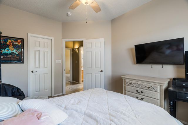 1714 17th Avenue SE, Rio Rancho, NM 87124