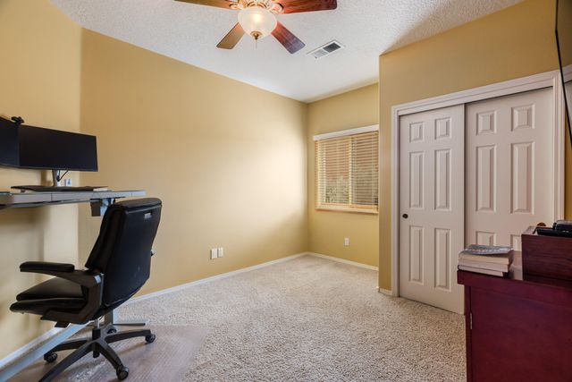 1714 17th Avenue SE, Rio Rancho, NM 87124